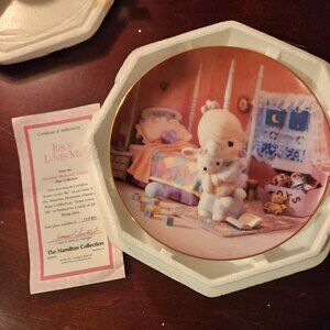 Hamilton Collection Precious Moments Jesus Loves Me Plate